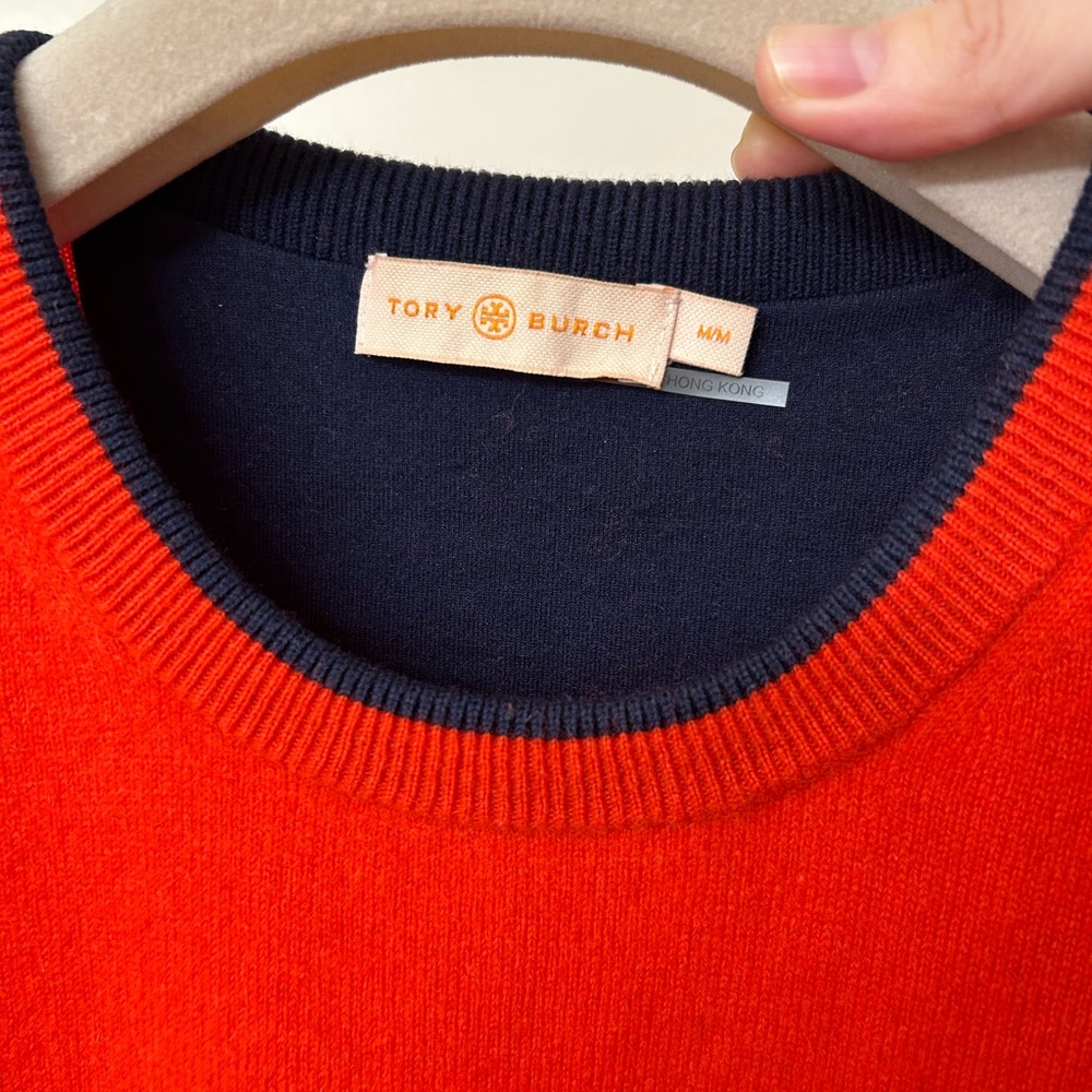 $378 Tory Burch Women Cashmere Pullover Red/Tory Navy size M - Picture 6 of 16